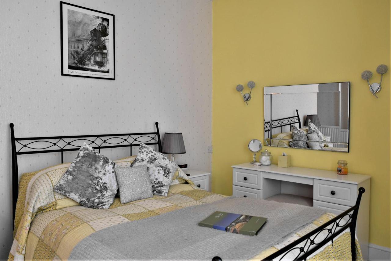 The View Guest House (Adults Only) Llandudno Eksteriør billede