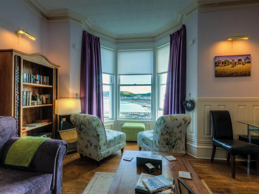 The View Guest House (Adults Only) Llandudno Eksteriør billede